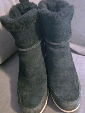 UGG Malvella Mid-Calf Winter Boots